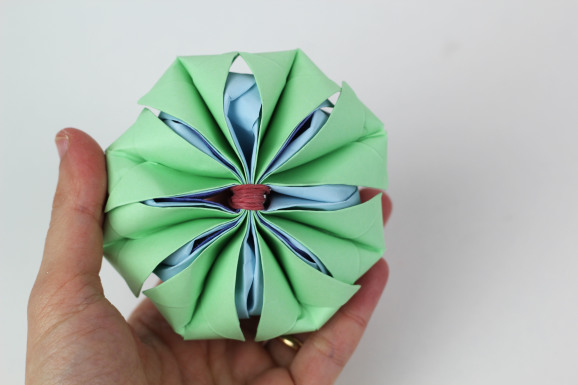 lotus origami - retro