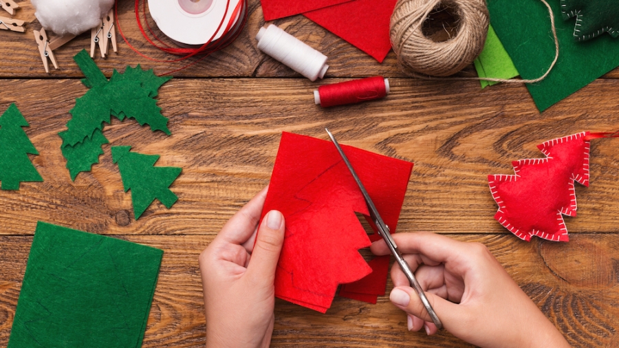 Decorazioni Albero Di Natale Fai Da Te Feltro.Decorazioni Per L Albero In Feltro Pane Amore E Creativita