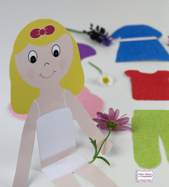 Giochi creativi: stampa e decora i vestiti per la bambola di carta Bea