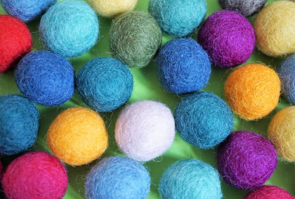 Come si fanno le palline di feltro