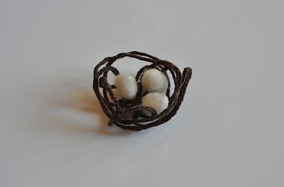 Come fare il cestino di lana per Pasqua