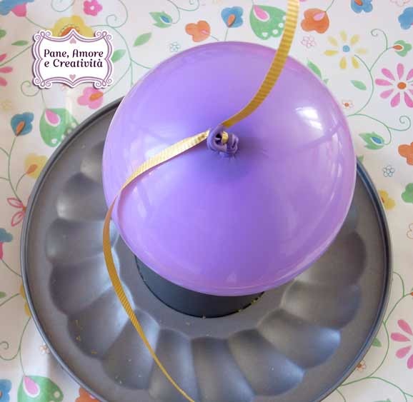 palloncino-legato-con-nastrino-1.jpg