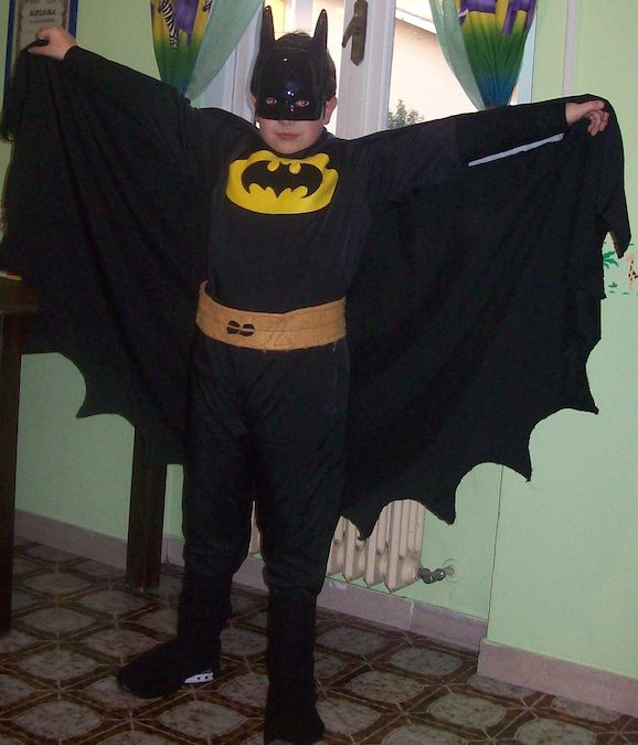 Idee di carnevale: il costume da Batman di Federica