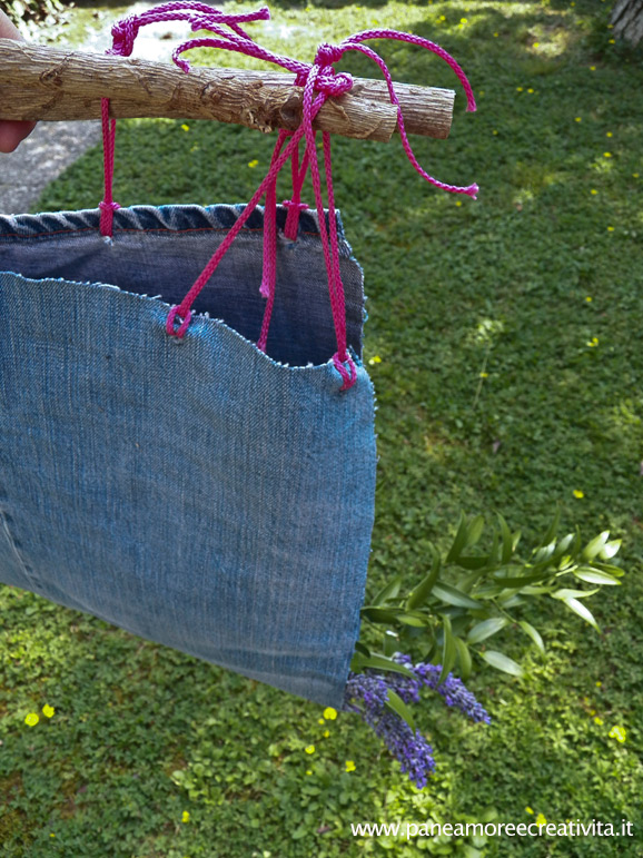 borsa-giardinaggio-con-fiori