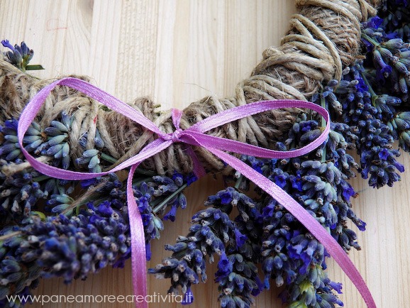 fiocco ghirlanda di lavanda