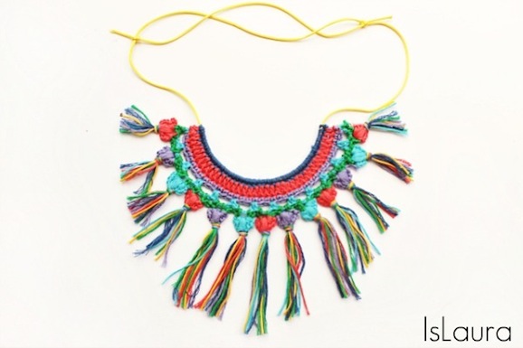 collier uncinetto