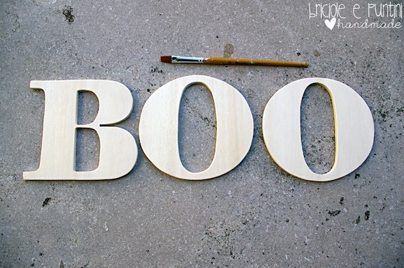 BOO