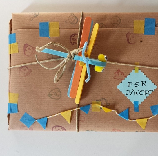 pacchetto regalo con libellula1
