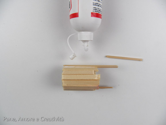 bastoncini_legno_e_colla3