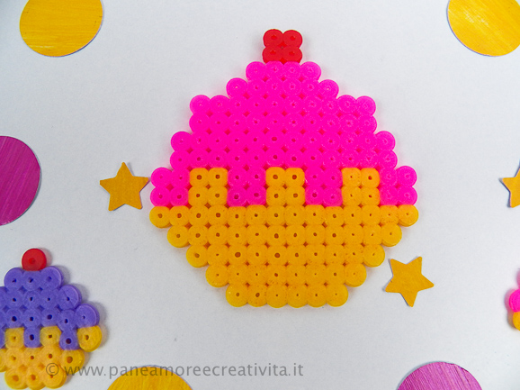Lo schema per creare il cupcake con le perline Pyssla Ikea