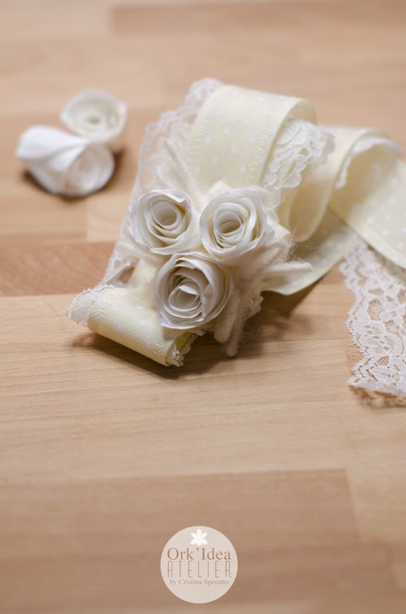 bracciale-damigelle-sposa boccioli-rosa-carta-cristina-sperotto-600pxl