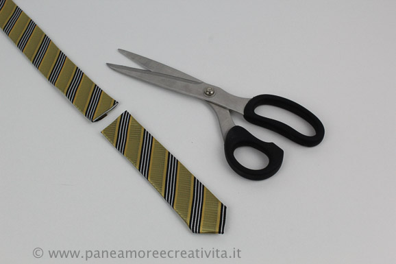 taglio_-_riciclo_cravatta