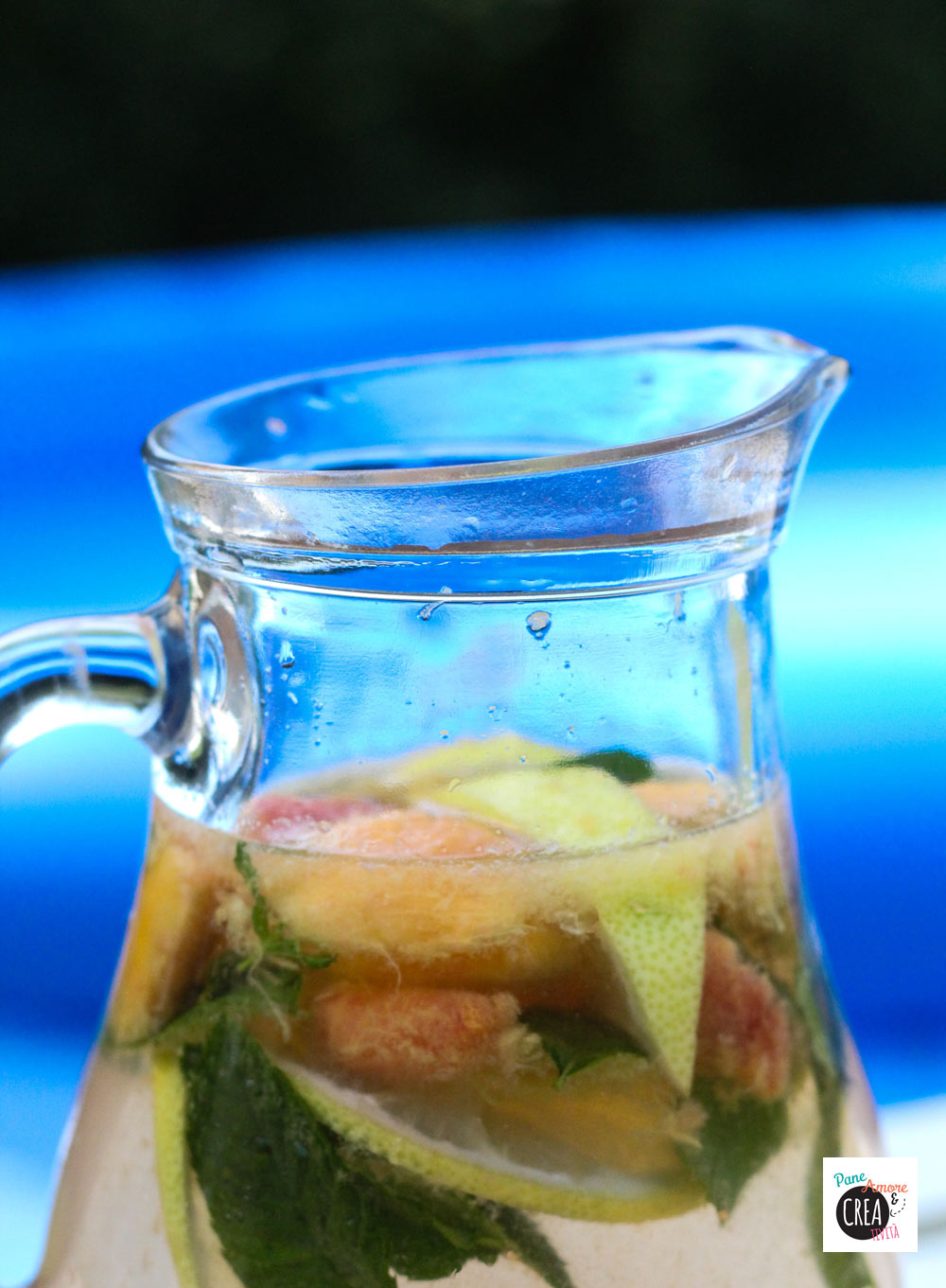 acqua-aromatizzata-alla-pesca-blog2