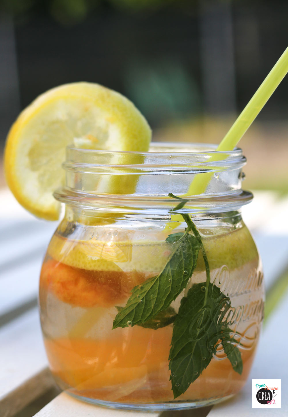acqua-aromatizzata-alla-pesca-blog3