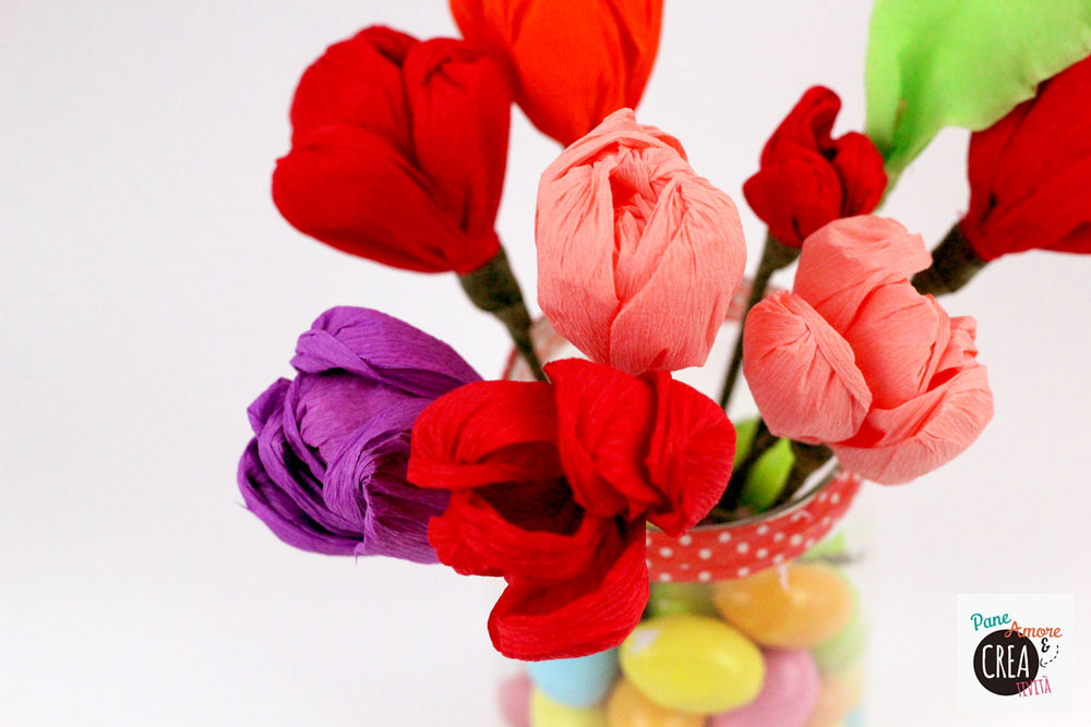Fiori di carta fai da te: i tulipani di carta crespa