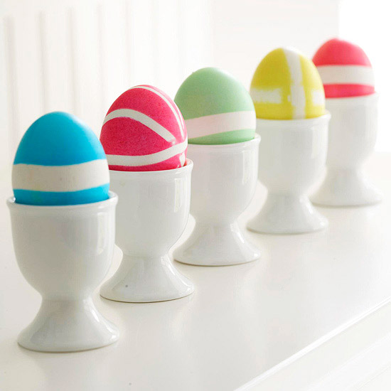 uova decorate per pasqua con elastici