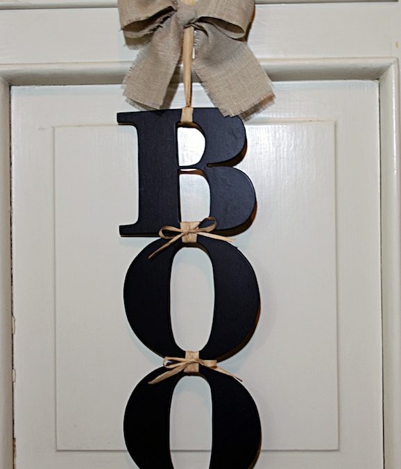 Come fare una decorazione per Halloween da appendere alla porta di casa!