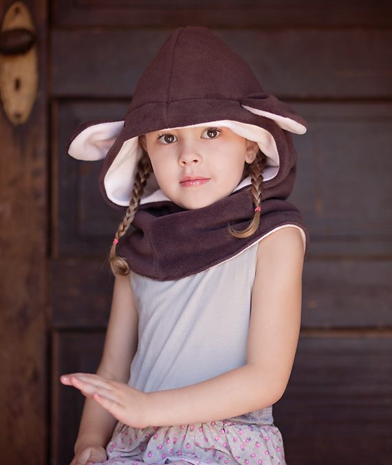 Cappucci originali e berretti per bambini, cuciti a mano da Mondo Rotondo