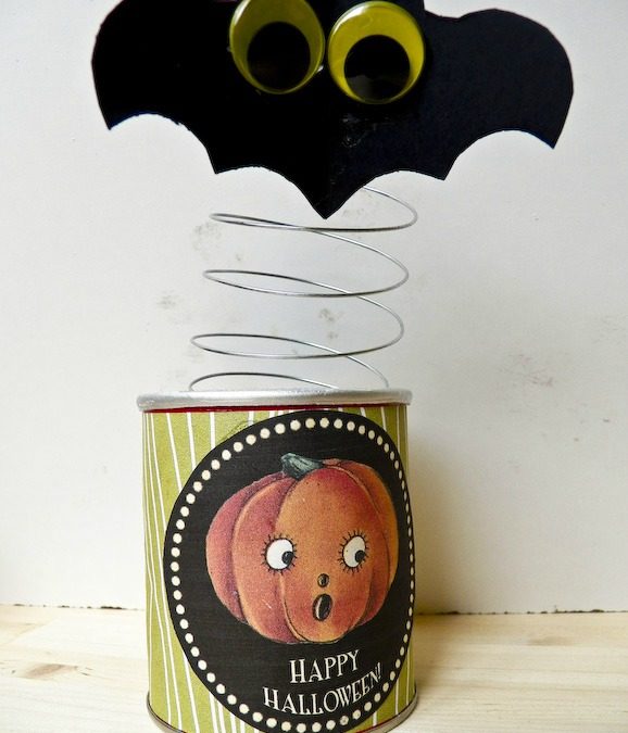 Halloween Crafts: How to Make a Scary Surprise Box!
